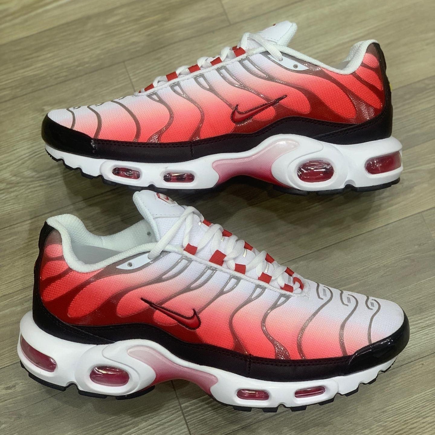 Air Max Plus TN Fire