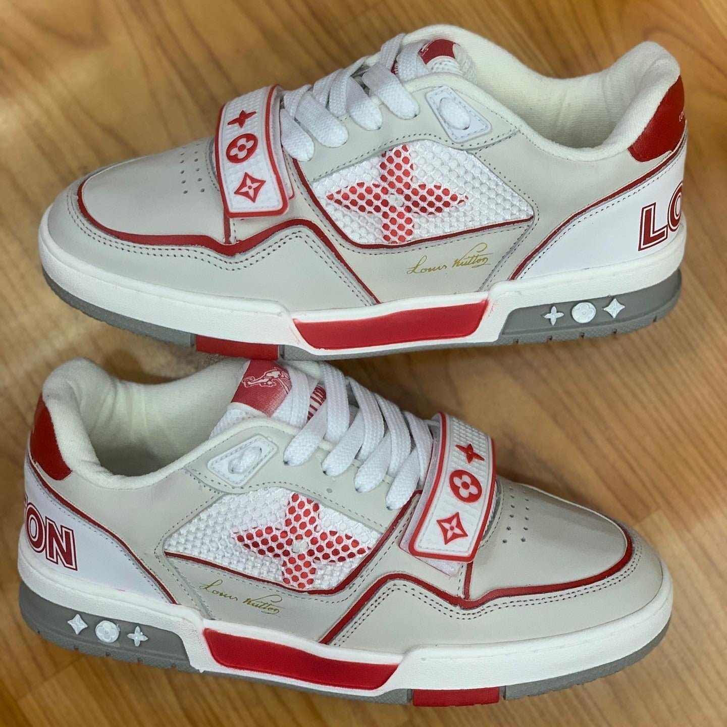 LV Trainer Red Mesh