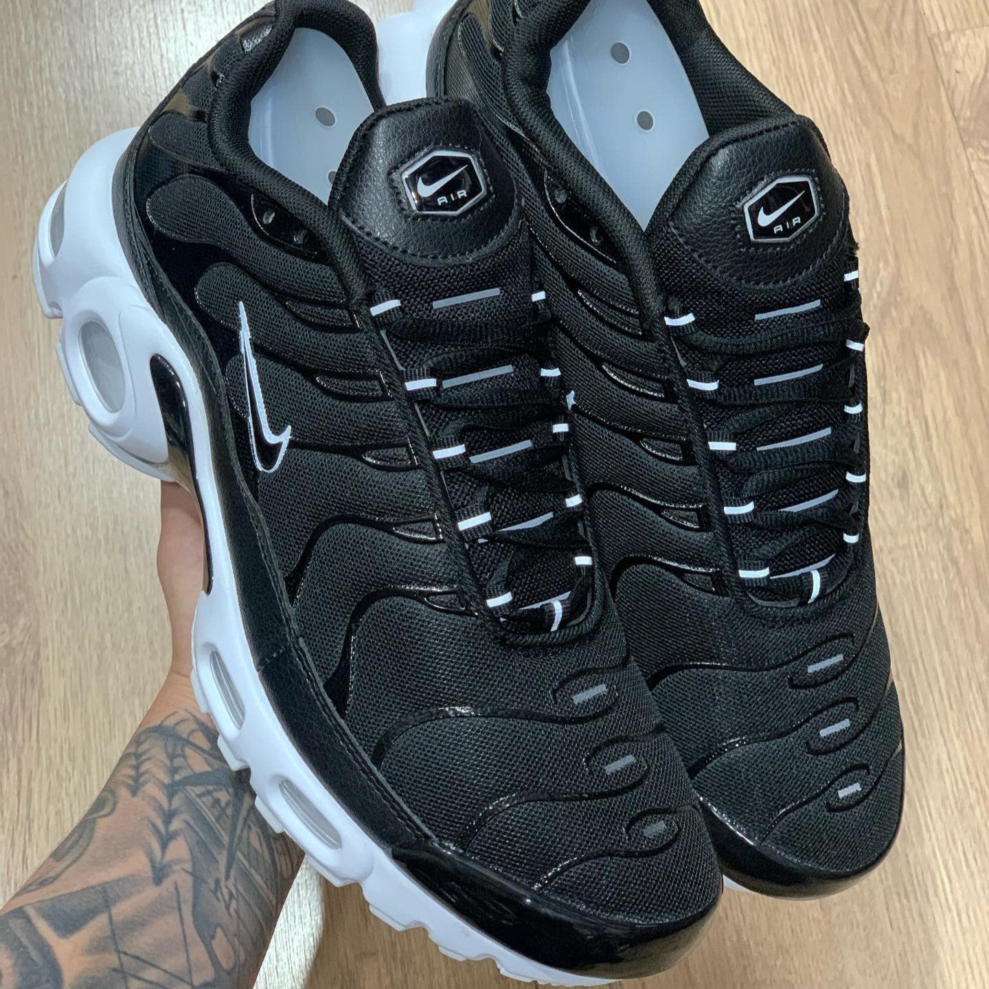 Air Max Plus TN Black White