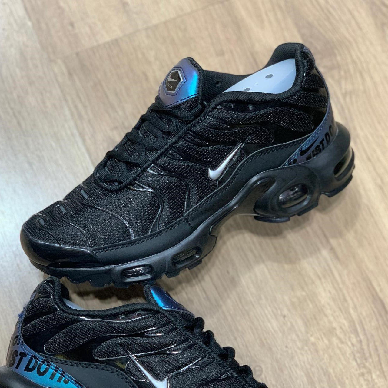 Air Max Plus TN Just Do It Black