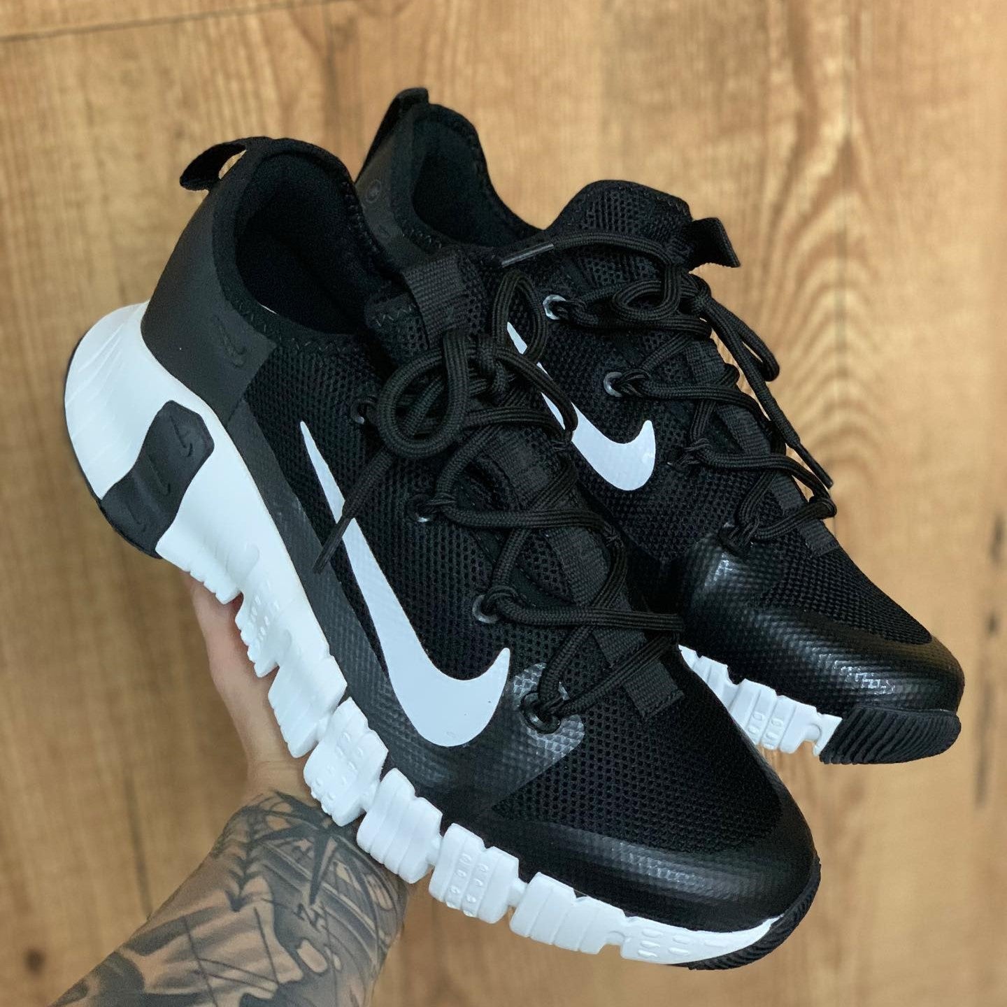 Free Metcon 3 Black White