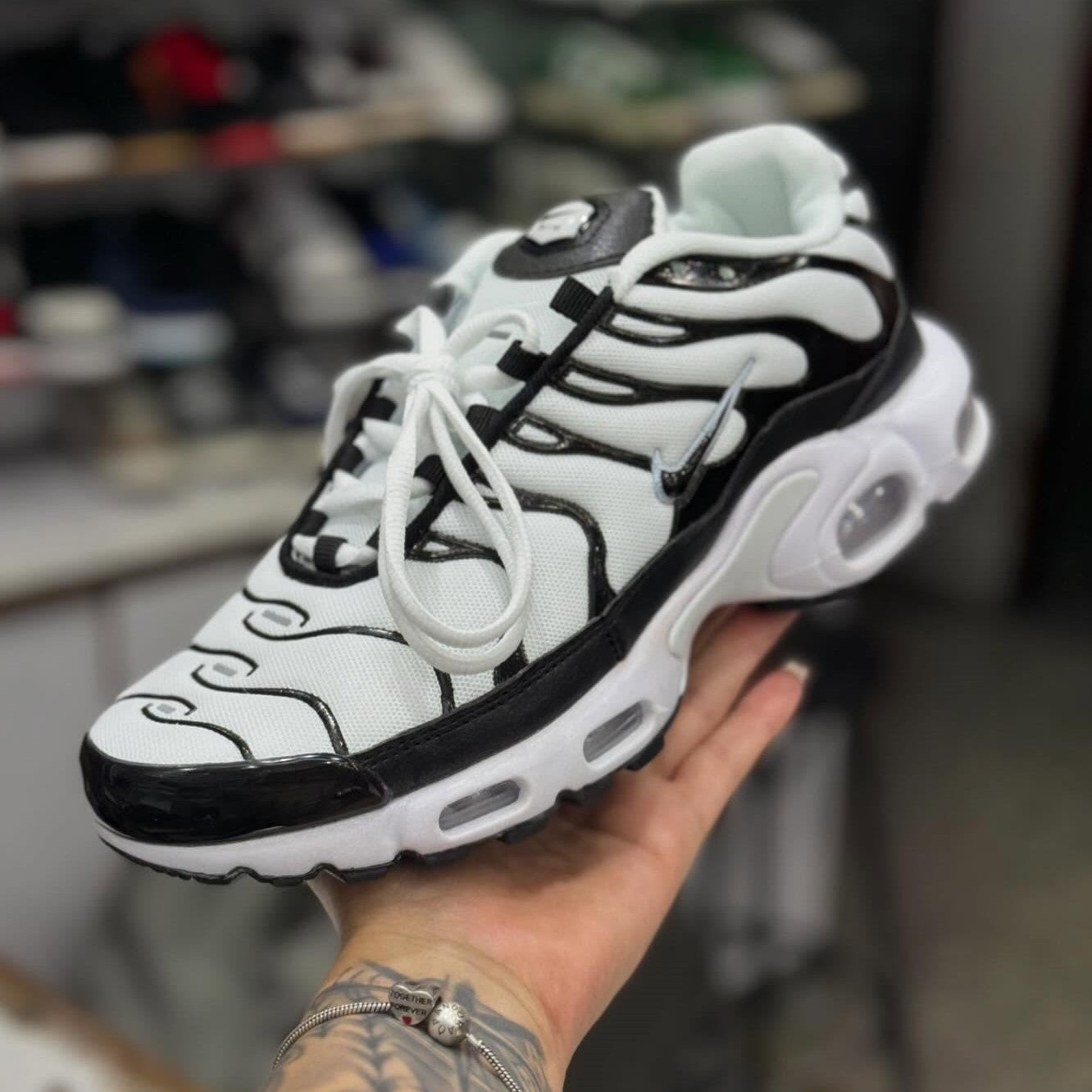 Air Max Plus TN Essential Panda