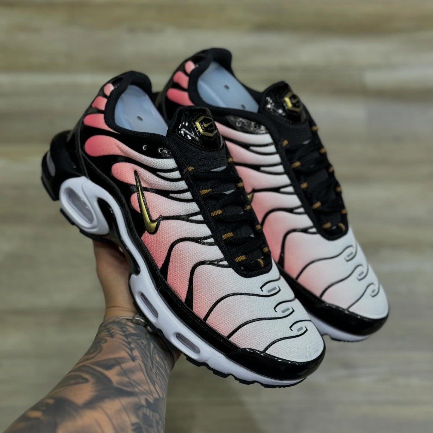 Air Max Plus TN Sisterhood