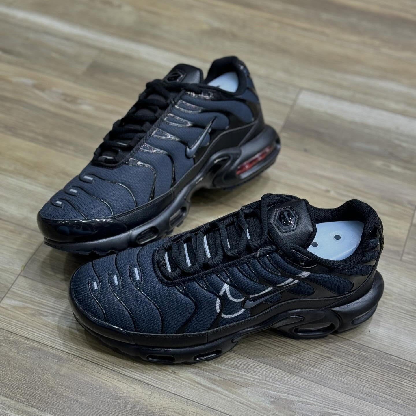 Air Max Plus TN Black Double Swoosh