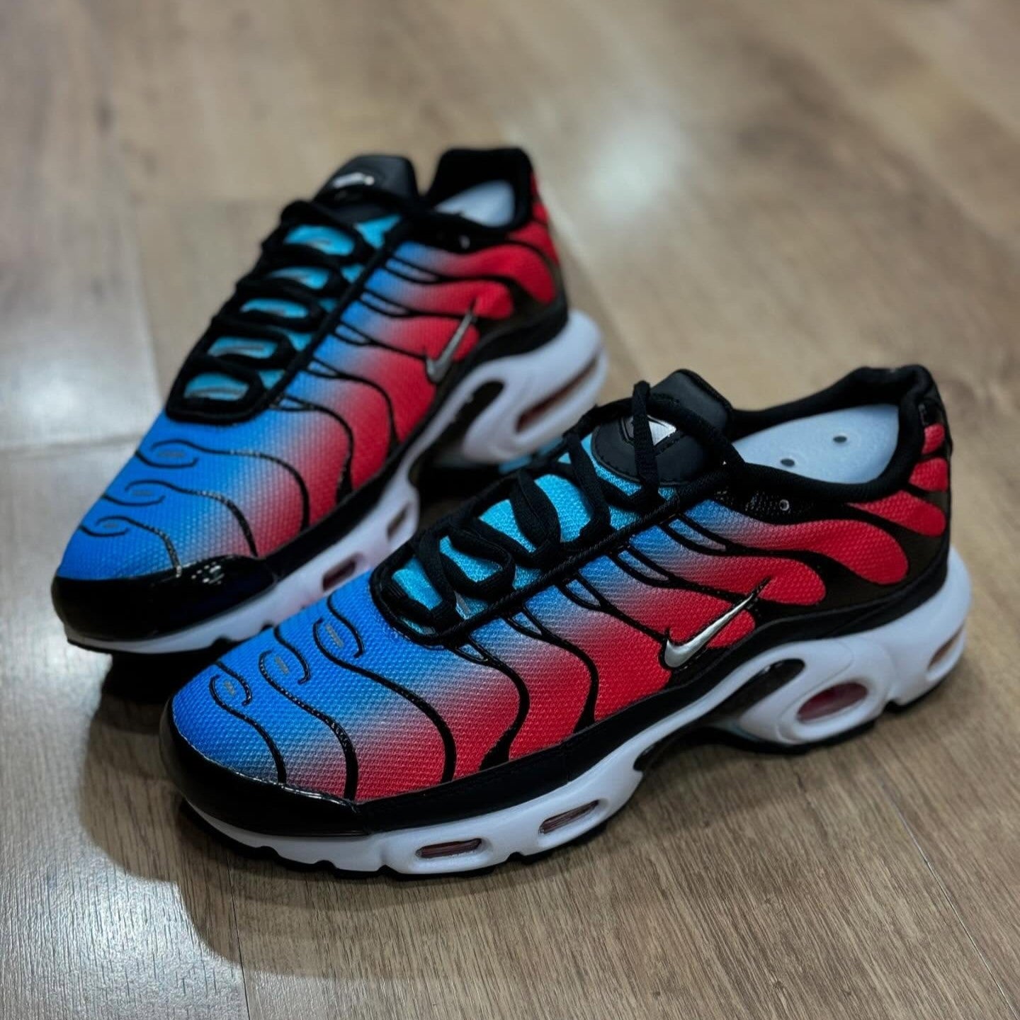 Air Max Plus TN University Blue Light Crimson