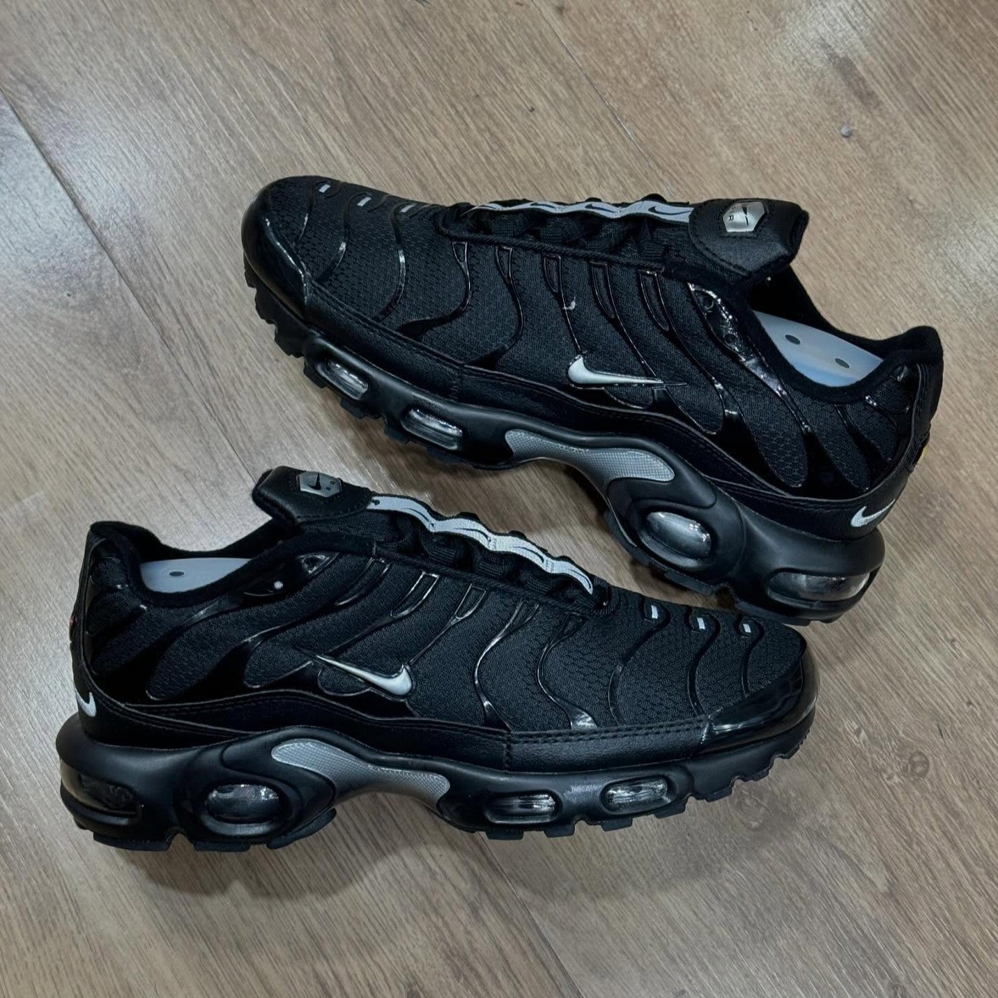 Air Max Plus TN Mini Swosh Black
