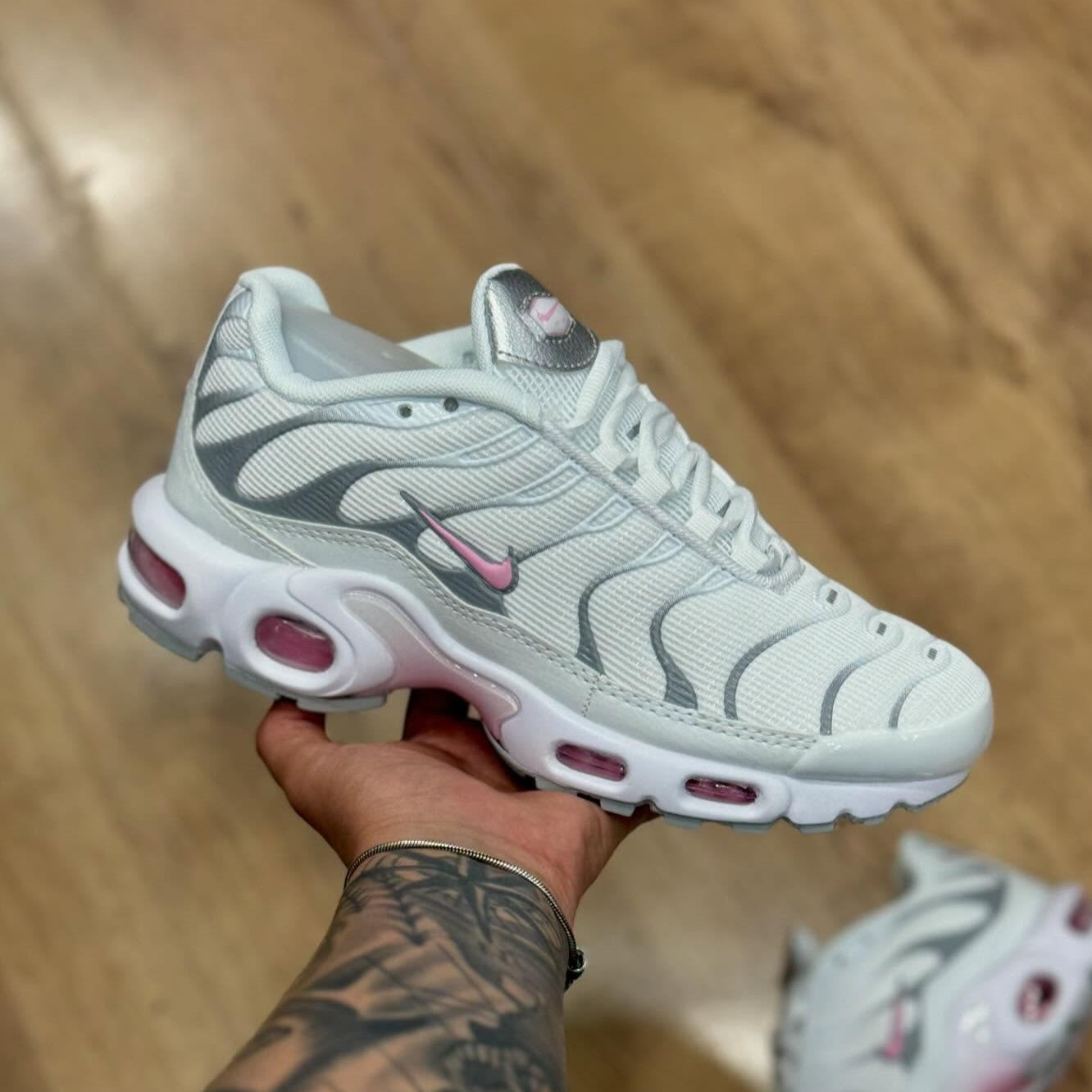 Air Max Plus TN Summit White Pink Rise