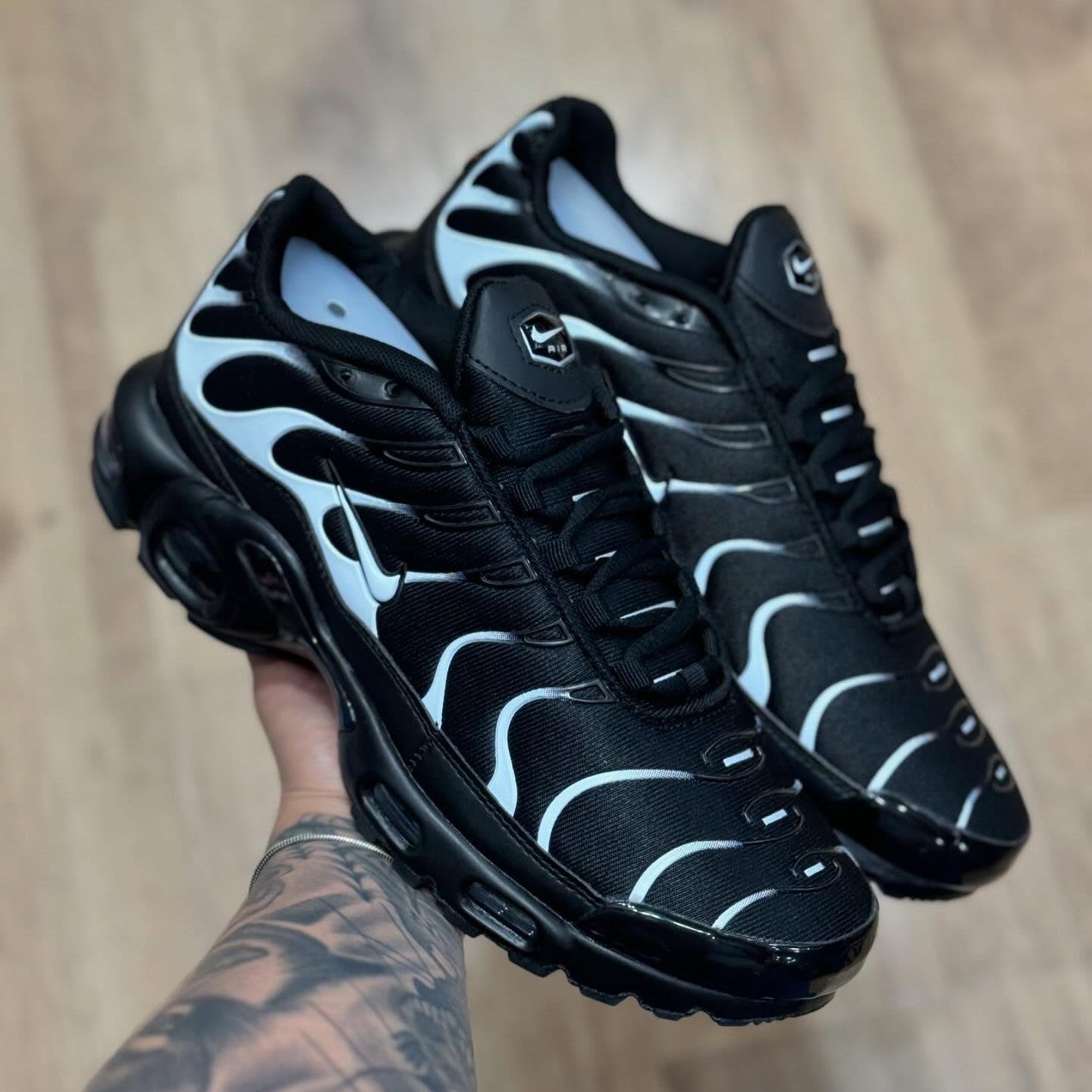 Air Max Plus TN Black Silver