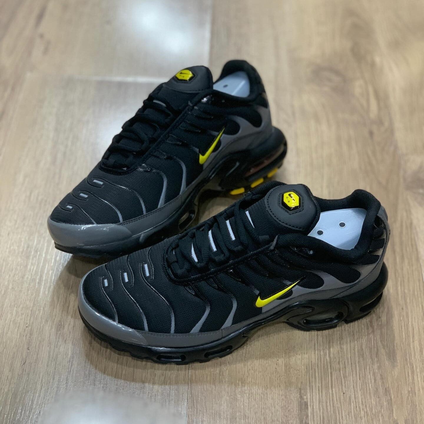 Air Max Plus TN Batman