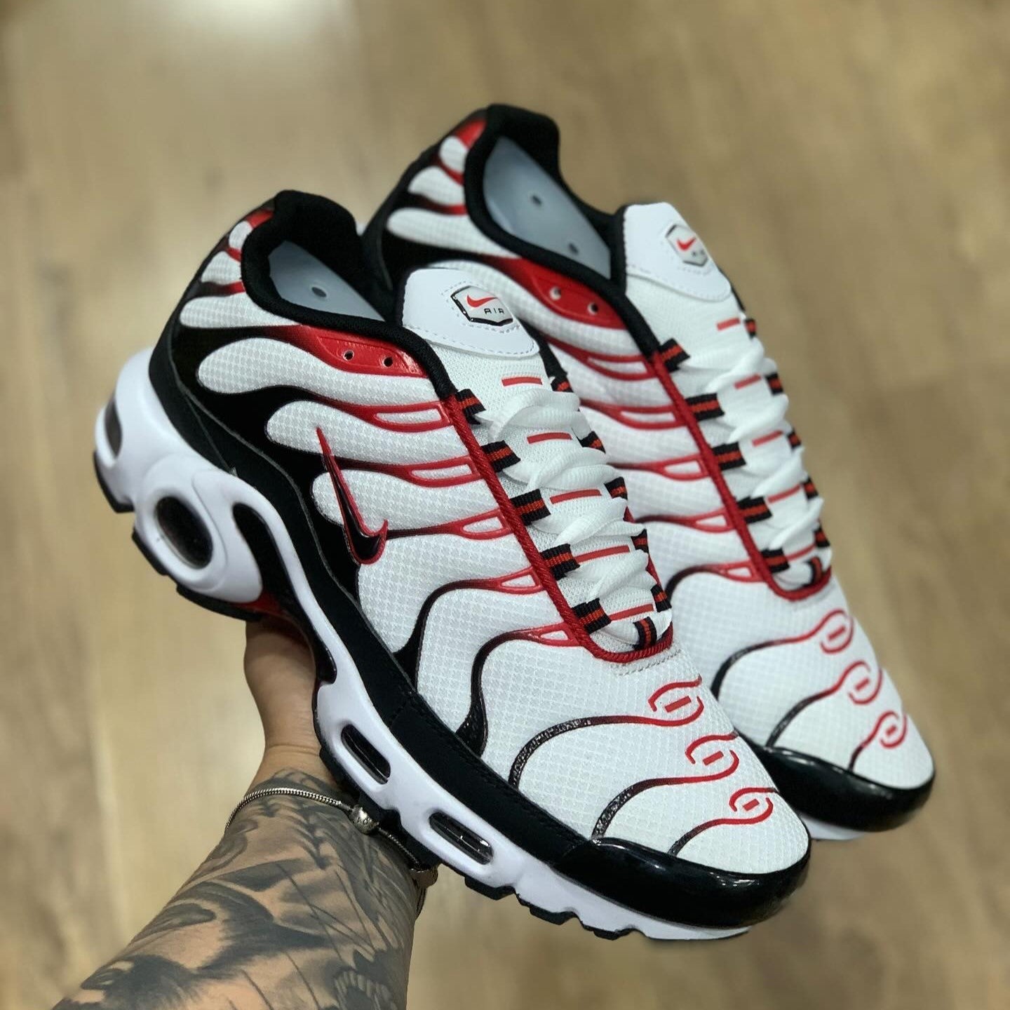 Air Max Plus TN GS Pure Platinum University Red
