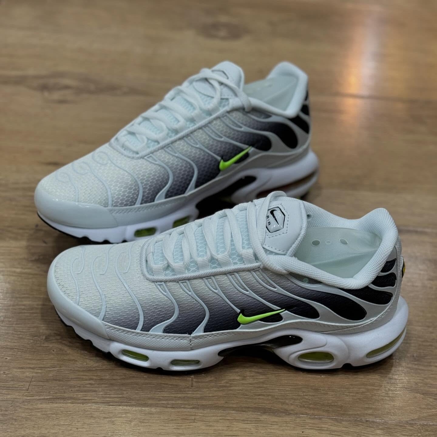 Air Max Plus TN White Black Volt