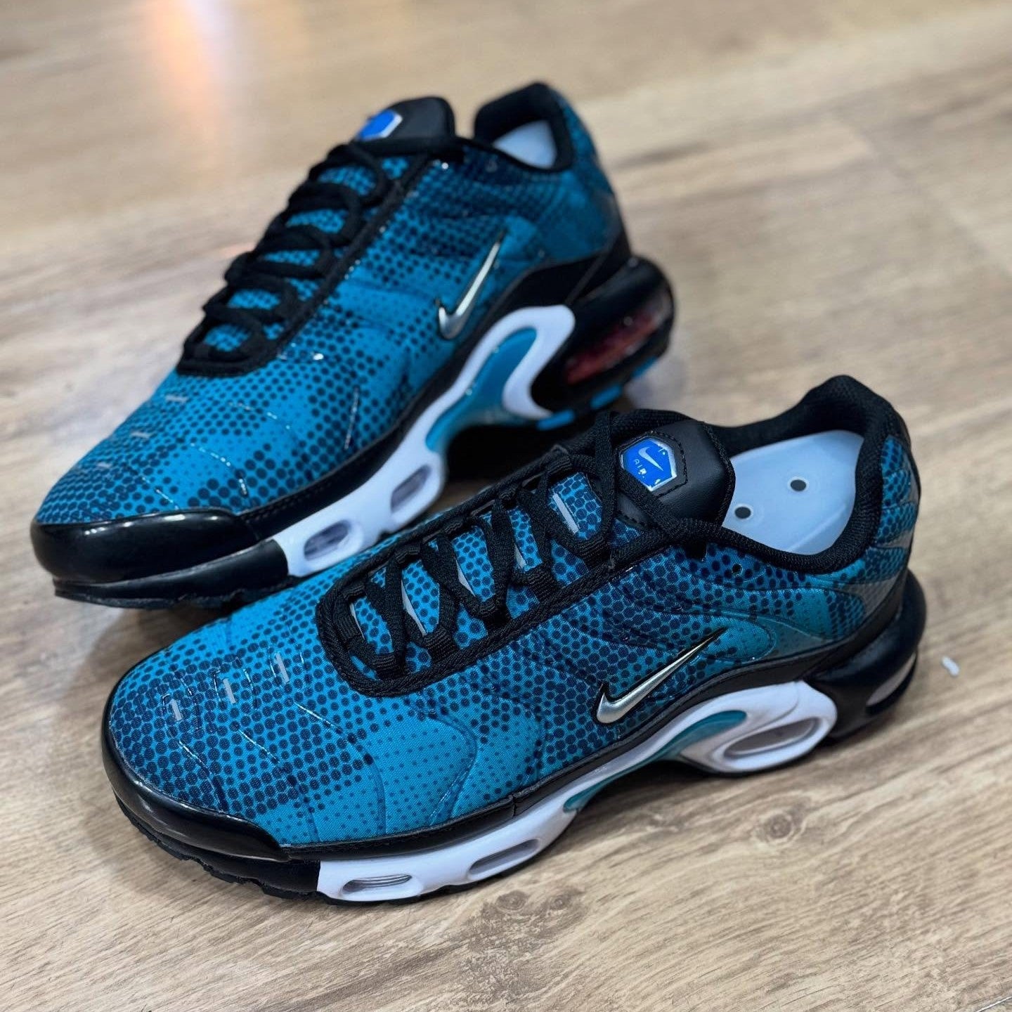Air Max Plus TN Dot Pattern Black Dusty Cactus