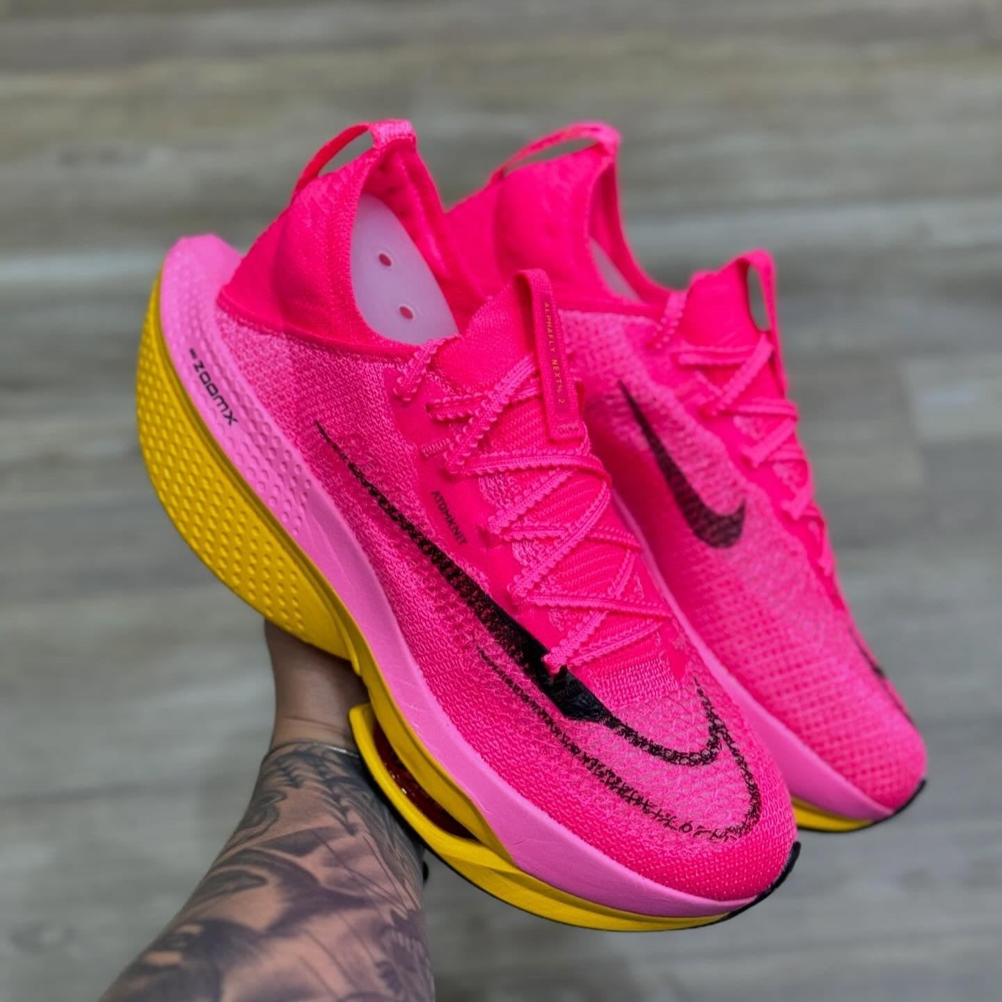 Air Zoom Alphafly NEXT% 2 Hyper Pink Laser Orange