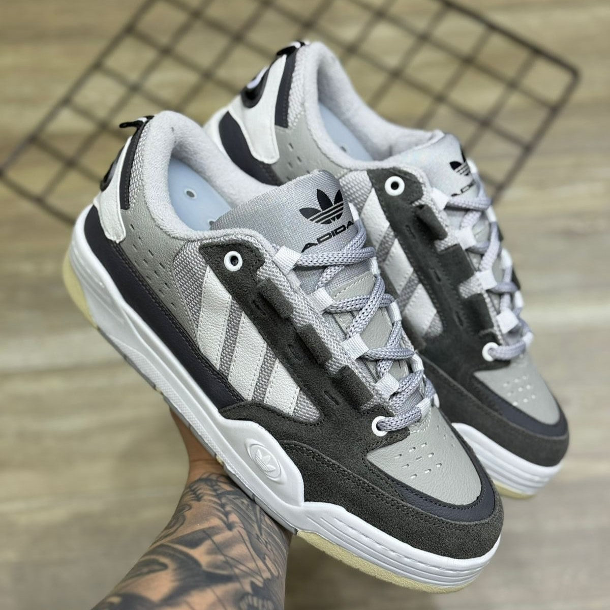 ADI2000 Grey Black White