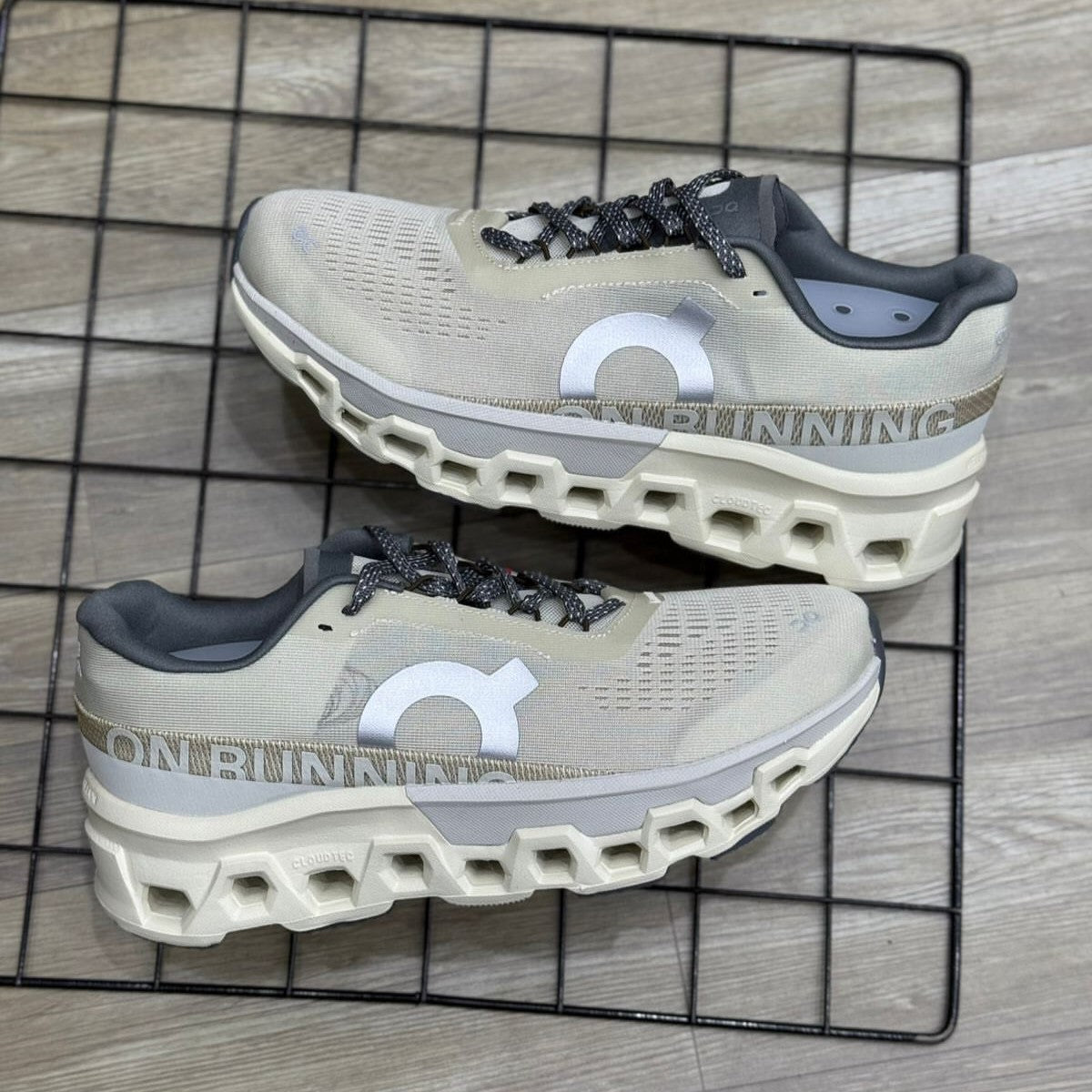 On Running Cloudmonster 2 Cream Ice