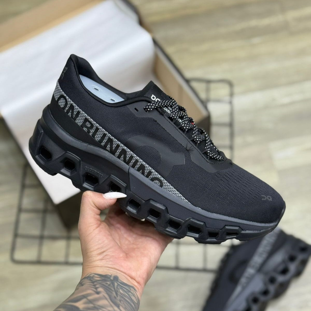 On Running Cloudmonster 2 Black Eclipse