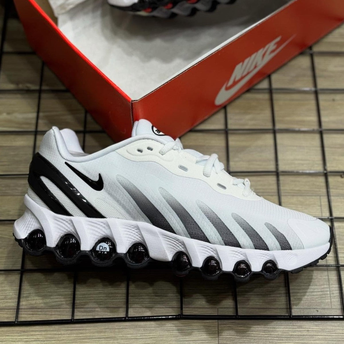 Air Max DN8 White Black