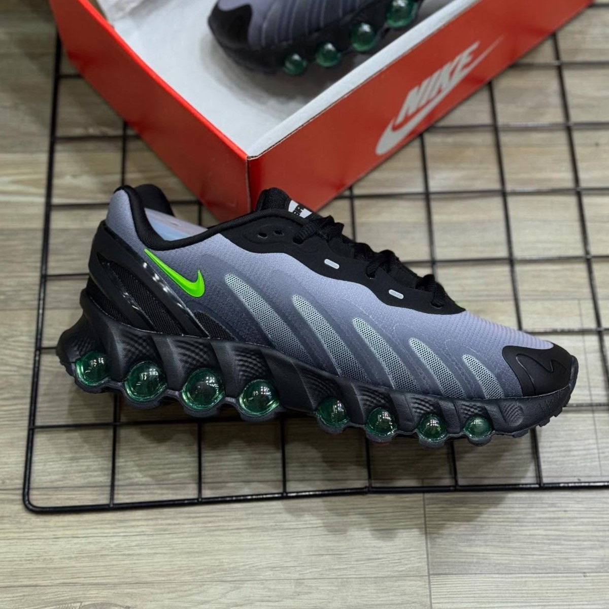 Air Max DN8 Black Volt