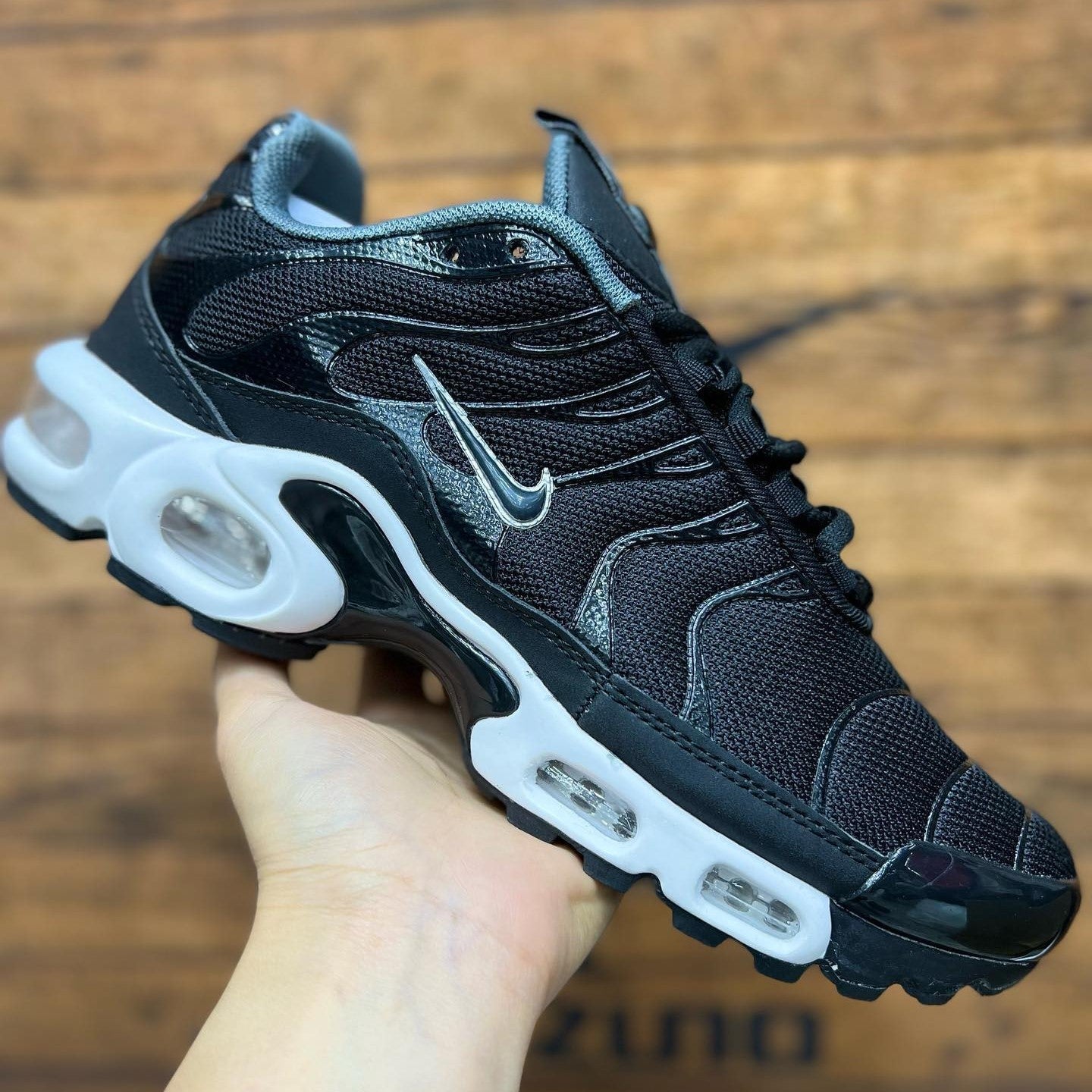 Air Max Plus TN SE Fita Black White