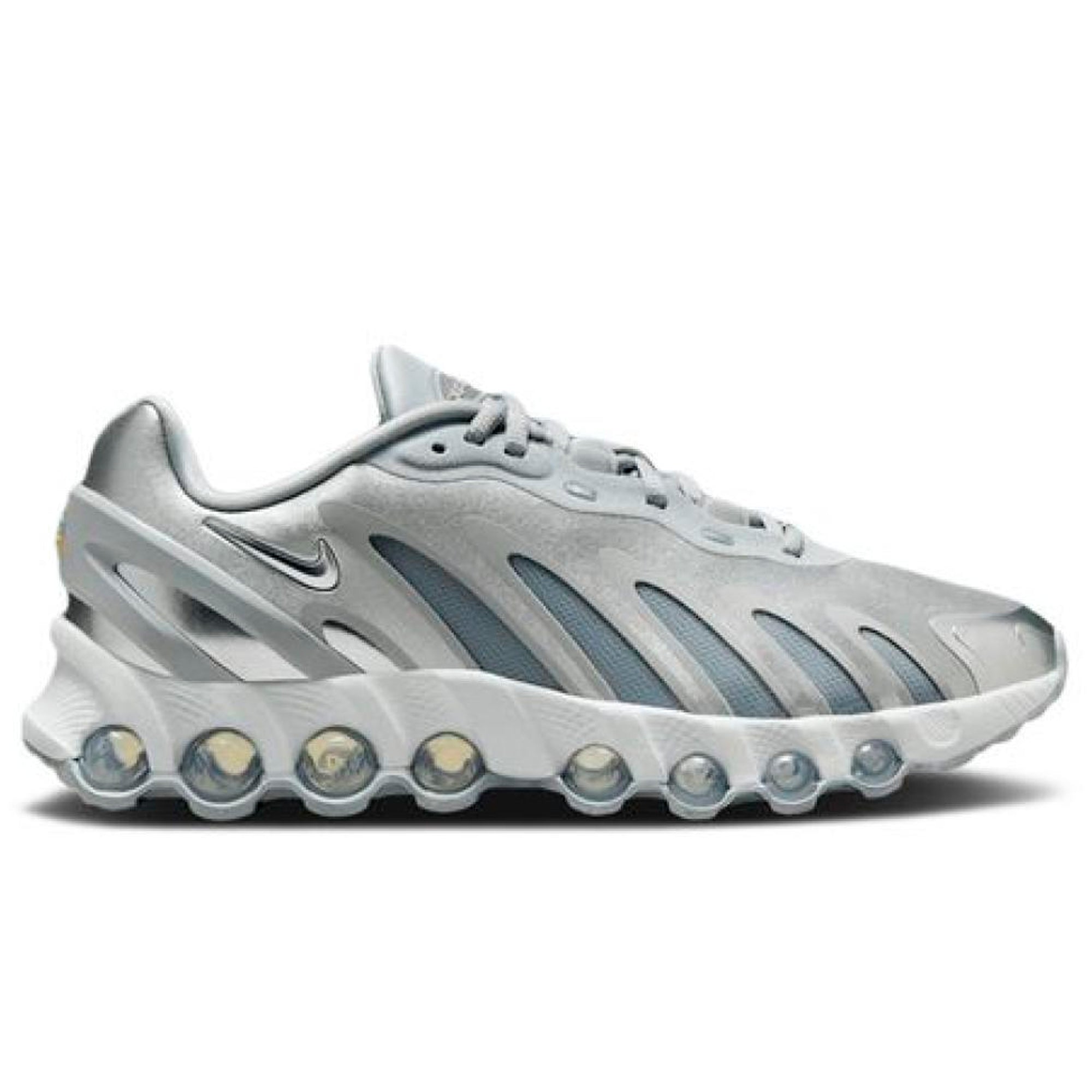 Air Max DN8 Wold Grey Metallic Silver