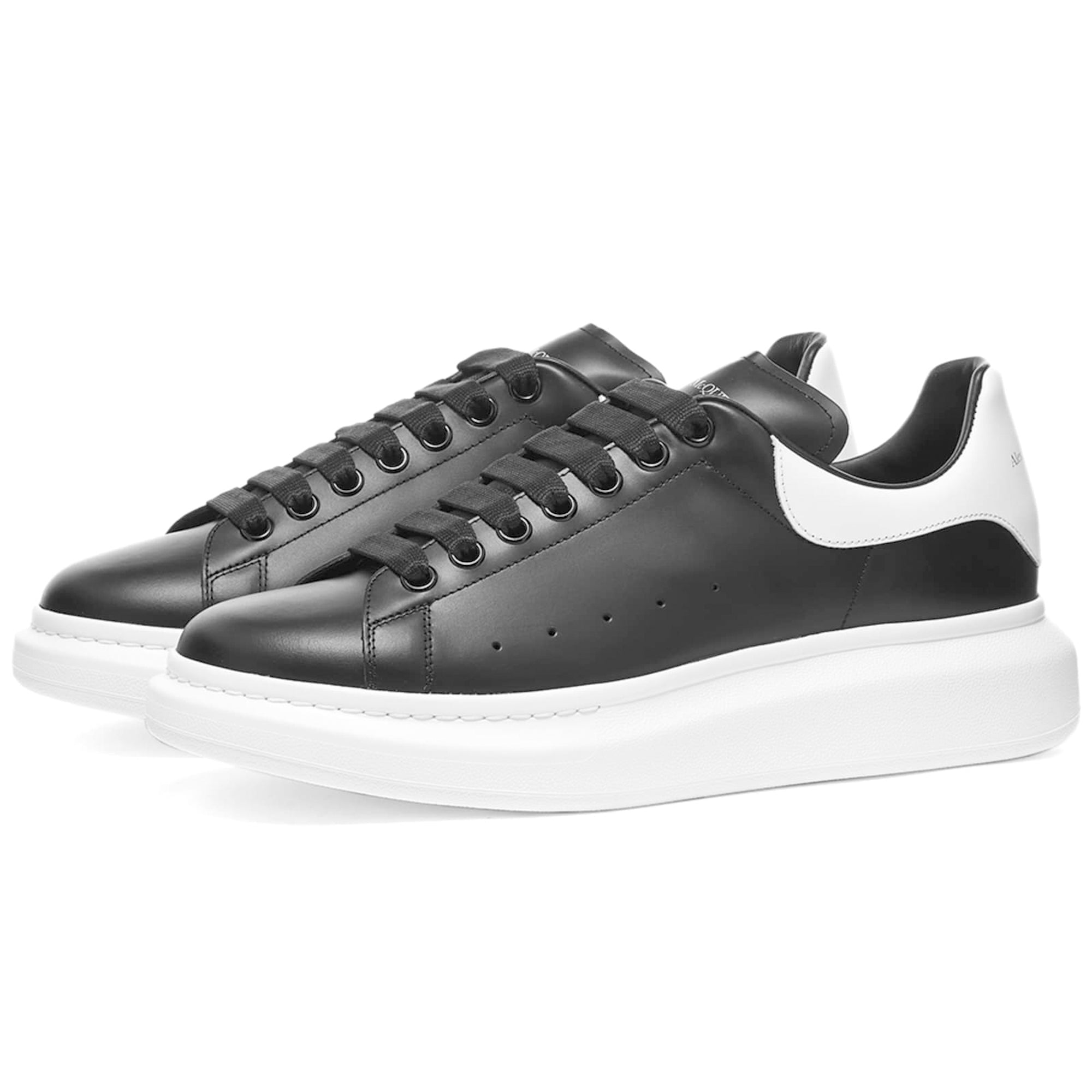 McQueen Oversized Black White
